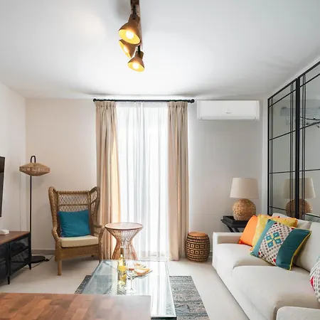 Designer 2-bedroom Near The Sea Gzira