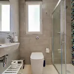 Apartment Designer 2br Steps From By Church, New *
