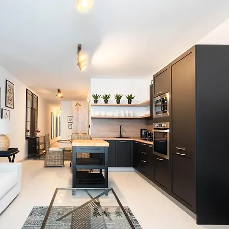Apartment Designer 2-bedroom Near The Sea Gzira