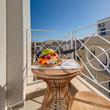 Stylish 2br Apt, 2 Min To Promenade And Sea, *